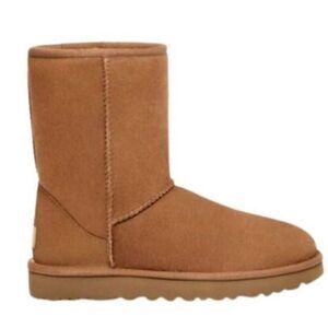 UGG Classic Short "Chestnut" Winter Boots Size 8